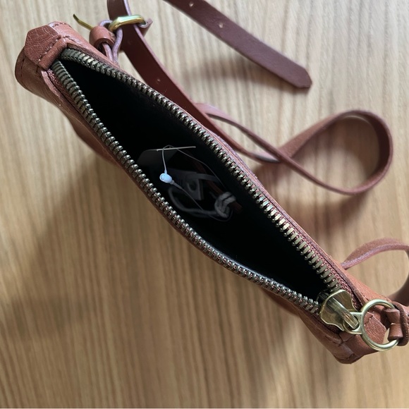 The Simple Pouch Belt Bag - Picture 4 of 7